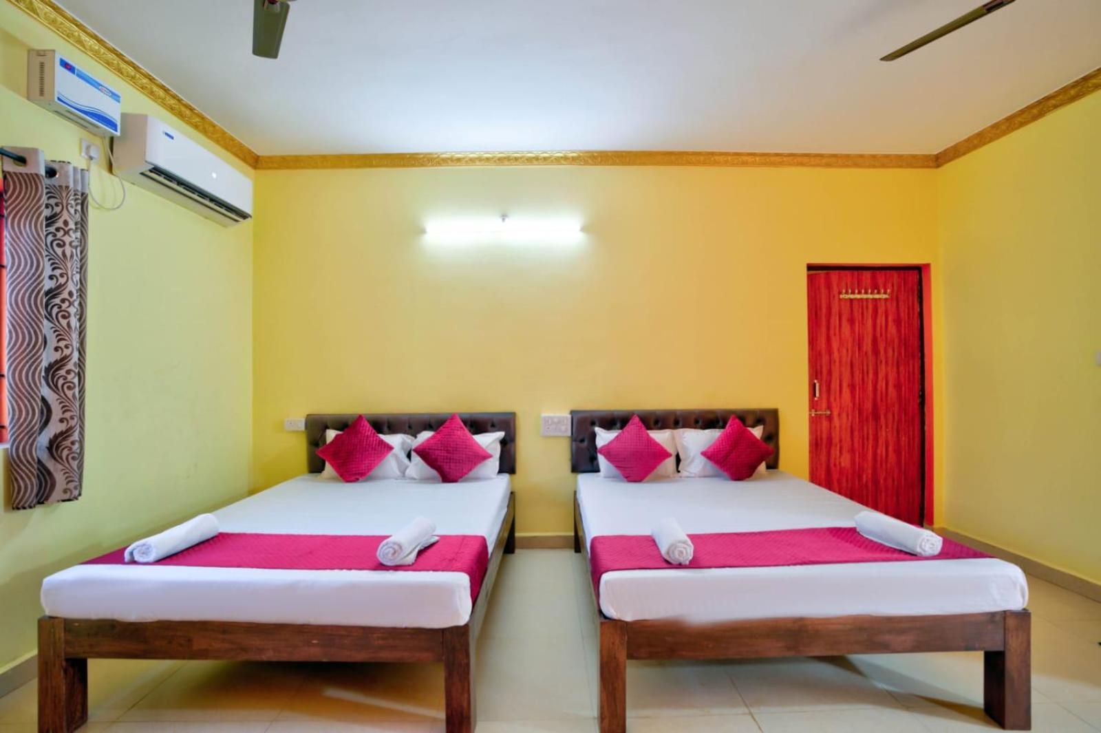 Hotel Savita Calangute Rom bilde