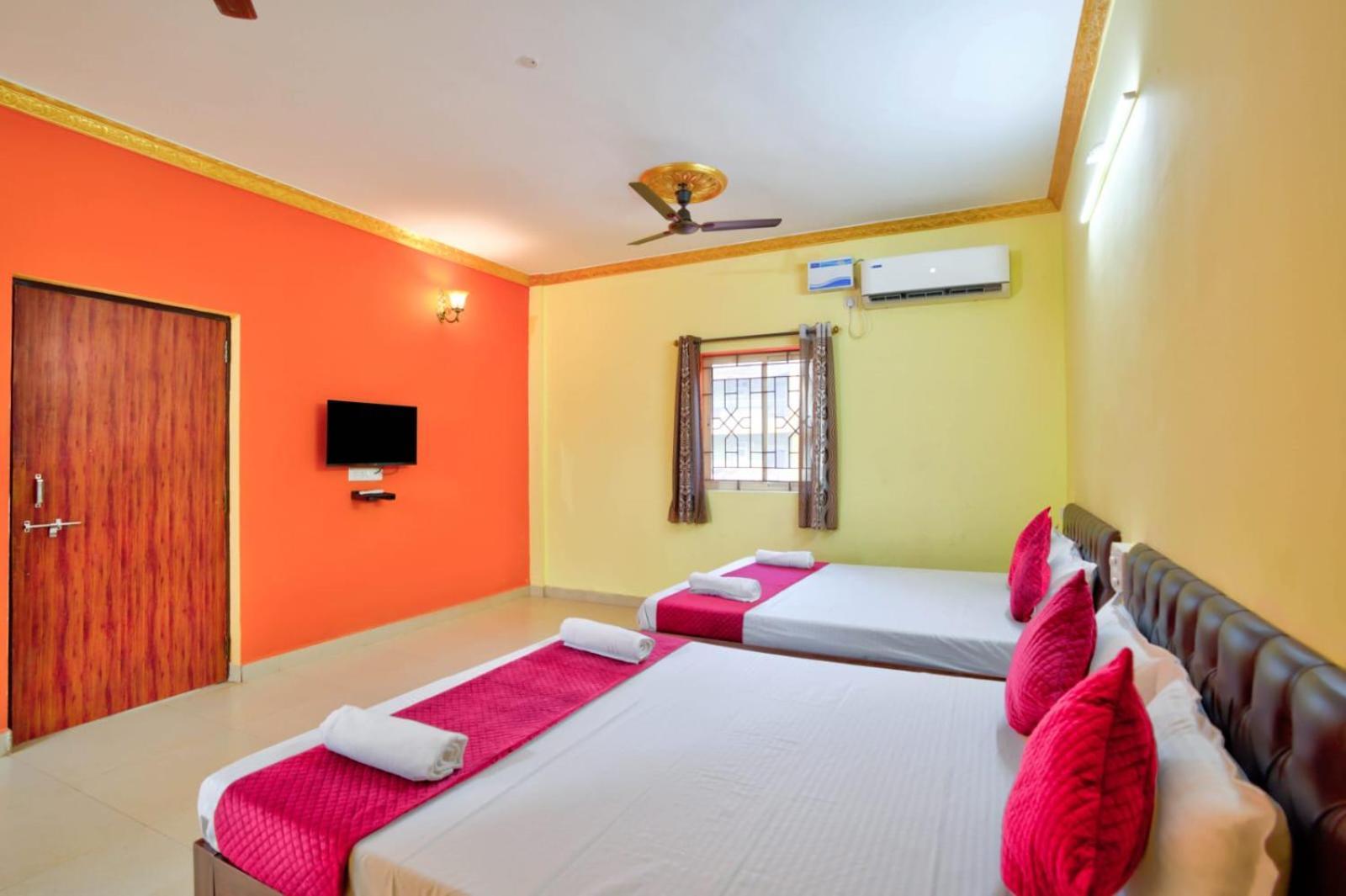 Hotel Savita Calangute Rom bilde