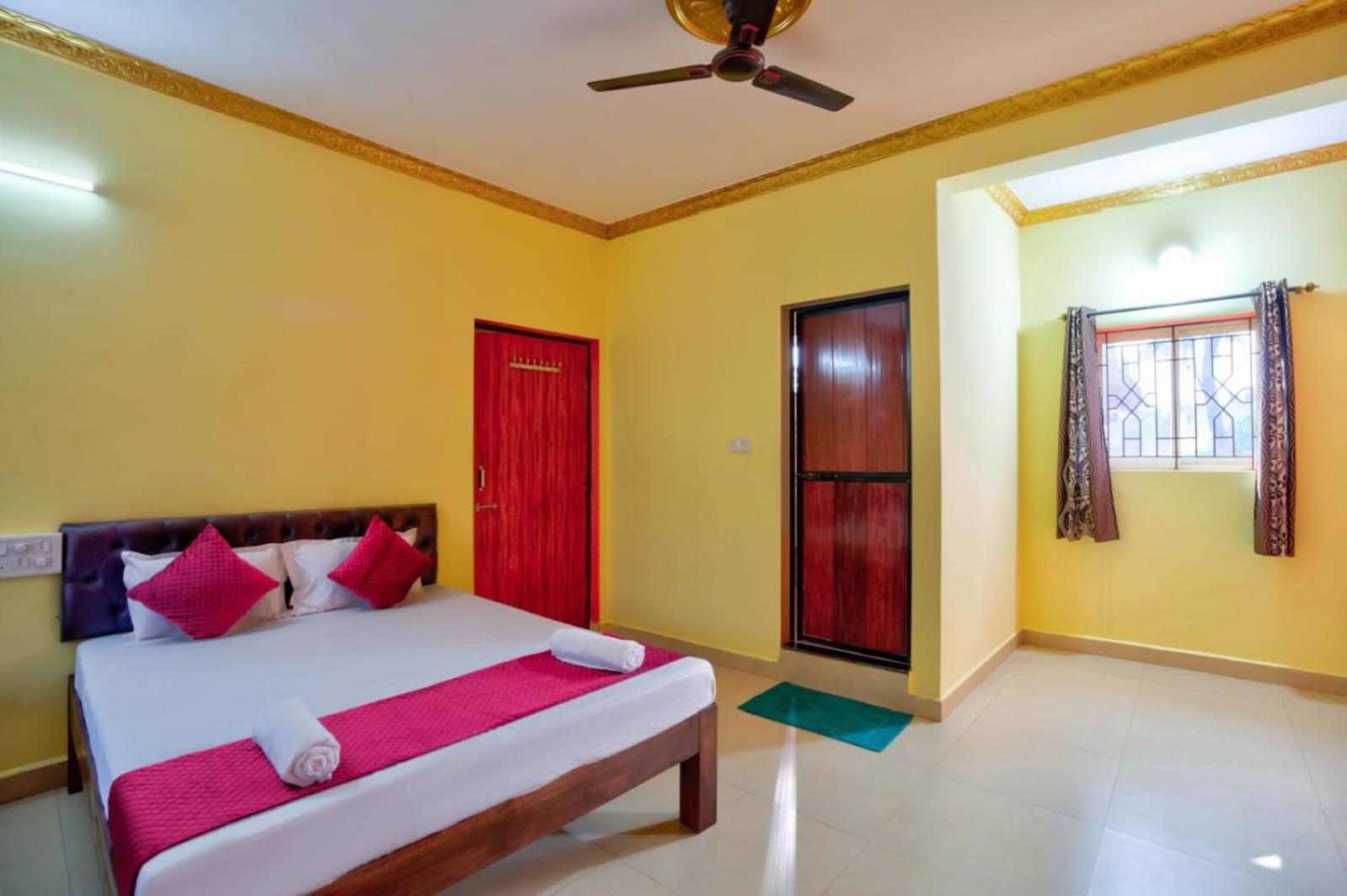 Hotel Savita Calangute Rom bilde